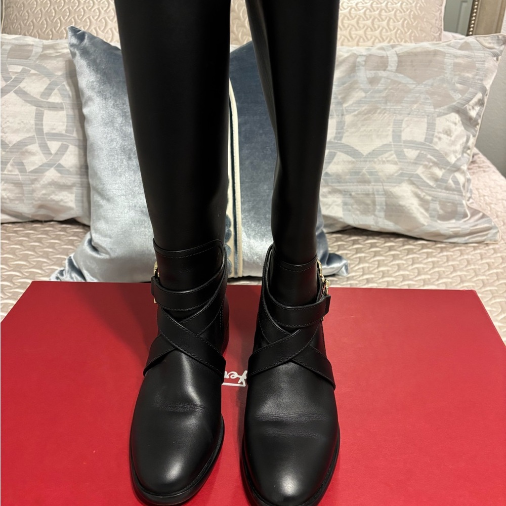 Sleek Black Ankle Boots
